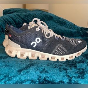 OnCloud Women’s Sneakers